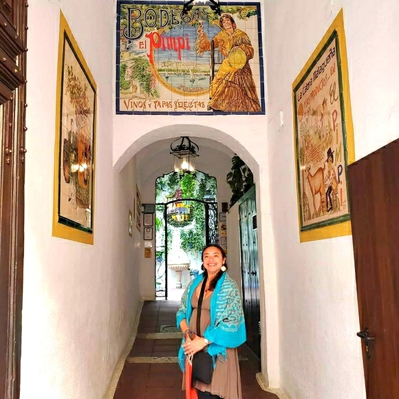 Hi 👋 and welcome to my Posh Wardrobe. - Picture 2 of 16